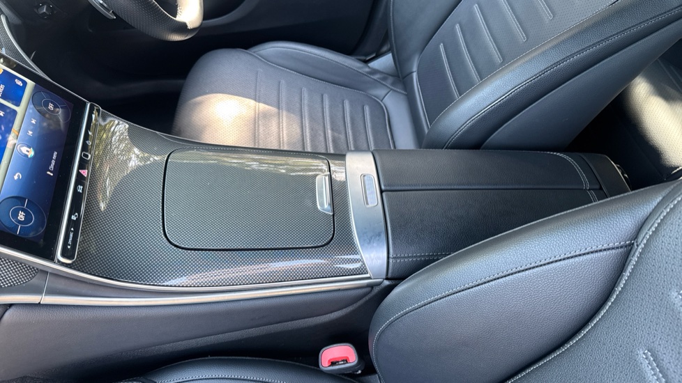 Mercedes-Benz GLC 300 4Matic AMG Line 5dr 9G-Tronic Petrol Estate - Image 13