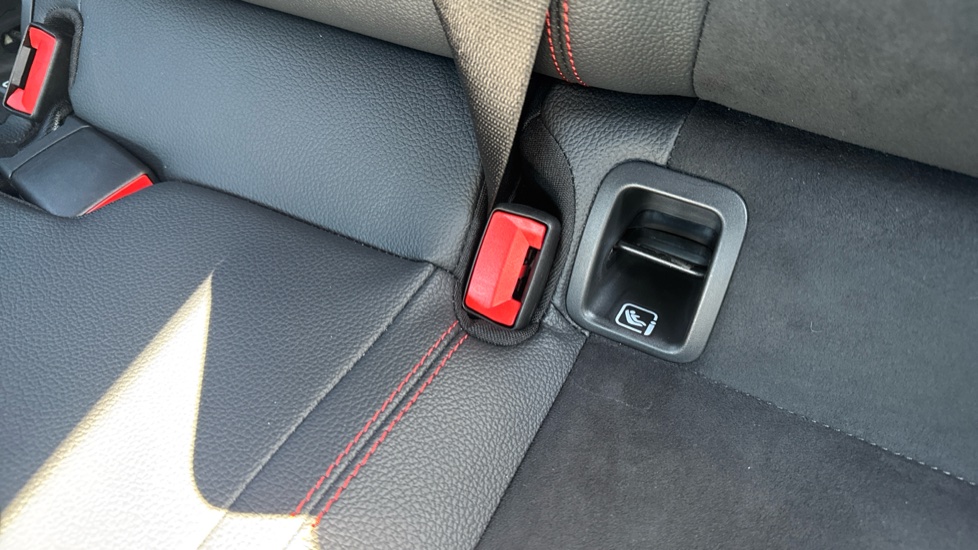 Mercedes-Benz A-Class A250e AMG Line Premium 4dr Auto Saloon - Image 17