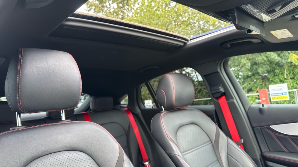 Mercedes-AMG GLC Coupe GLC 43 4Matic Premium plus 5dr TCT Petrol Estate - Image 33