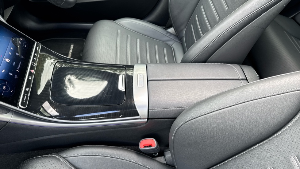 Mercedes-Benz C-Class C300 AMG Line Premium [Pan Roof] 5dr 9G-Tronic Petrol Estate - Image 13