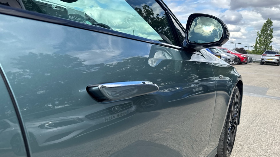 Mercedes-Benz E-Class E300e Urban Edition 4dr 9G-Tronic Saloon - Image 23