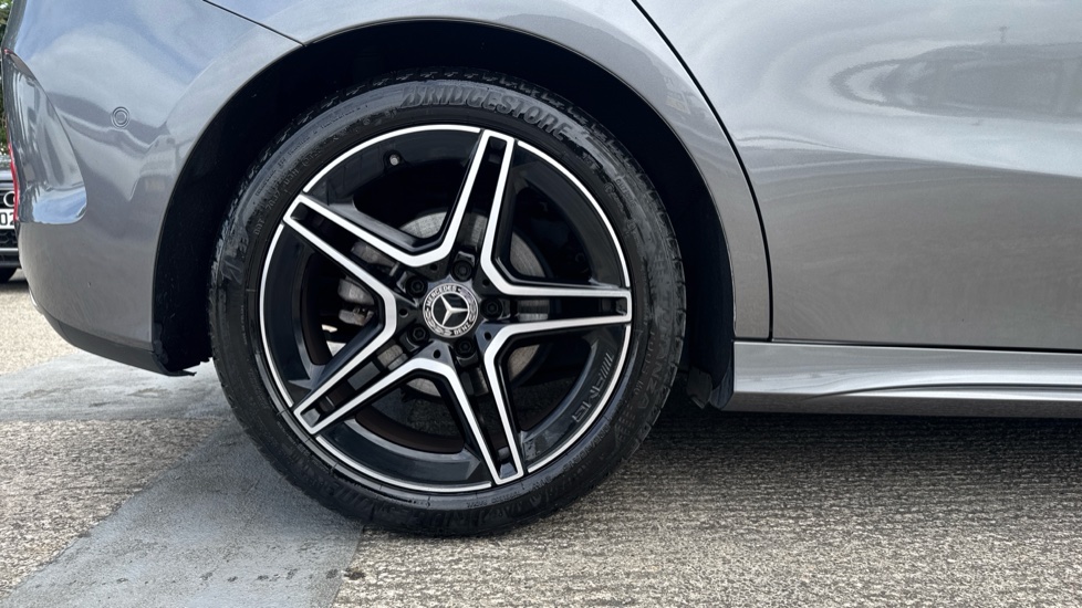 Mercedes-Benz B-Class B200d AMG Line Premium 5dr Auto Diesel Hatchback - Image 7