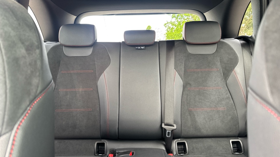 Mercedes-Benz B-Class B200d AMG Line Premium 5dr Auto Diesel Hatchback - Image 15