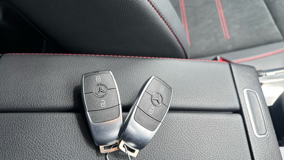 Mercedes-Benz B-Class B200d AMG Line Premium 5dr Auto Diesel Hatchback - Image 20