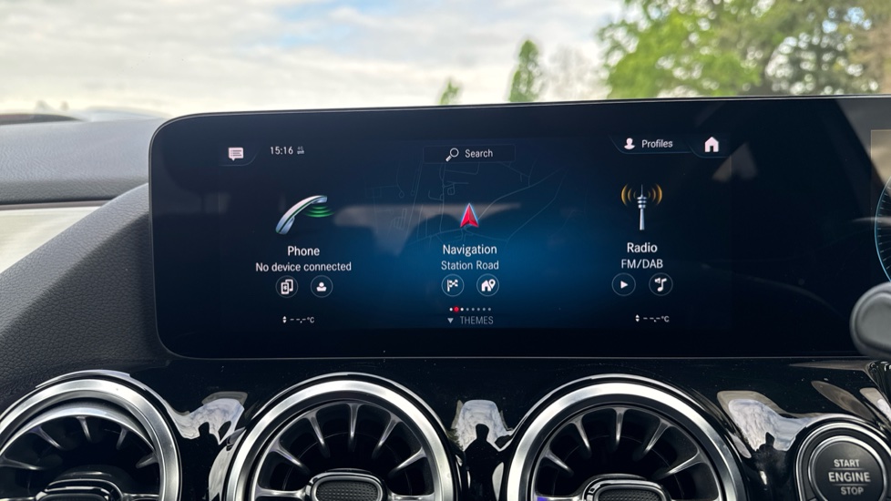 Mercedes-Benz B-Class B200d AMG Line Premium 5dr Auto Diesel Hatchback - Image 39