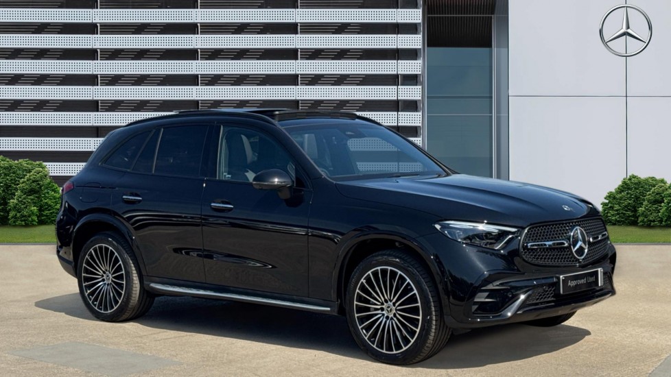 Mercedes-Benz GLC 300e 4Matic AMG Line Prem Plus 5dr 9G-Tronic Estate - Image 1