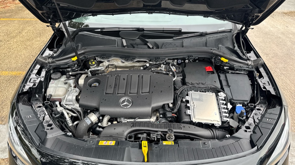 Mercedes-Benz GLA 220d 4Matic AMG Line Premium Plus 5dr Auto Diesel Hatchback - Image 8