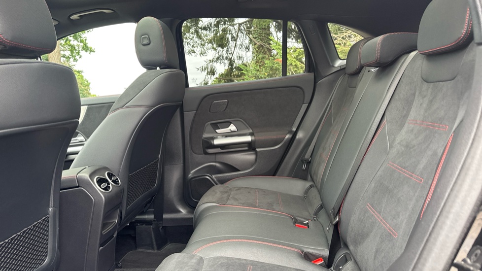 Mercedes-Benz GLA 220d 4Matic AMG Line Premium Plus 5dr Auto Diesel Hatchback - Image 16