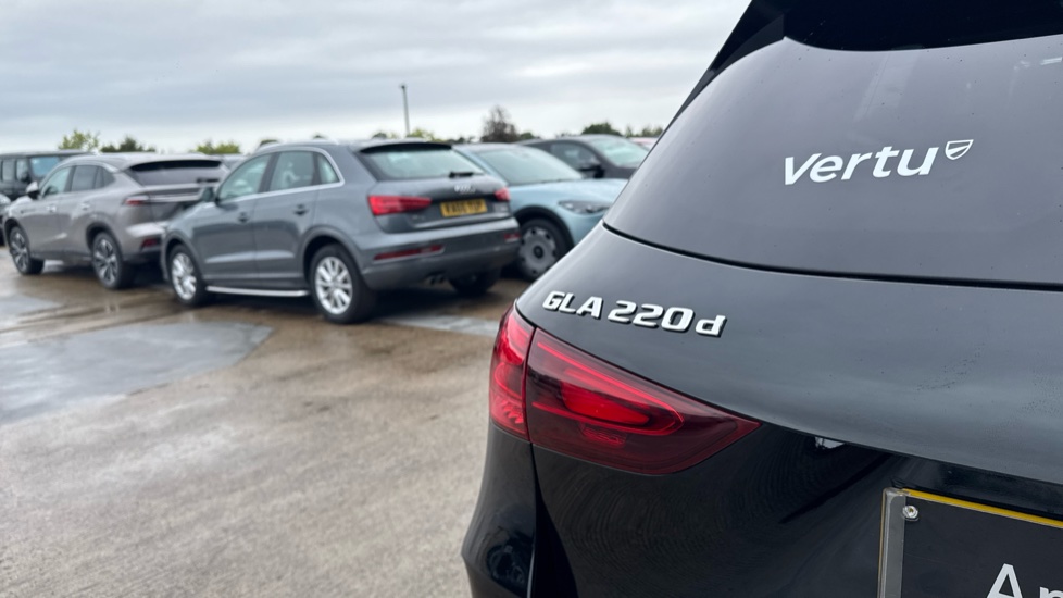 Mercedes-Benz GLA 220d 4Matic AMG Line Premium Plus 5dr Auto Diesel Hatchback - Image 21