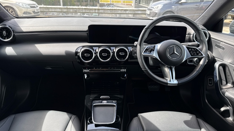 Mercedes-Benz CLA 180 Sport Executive 5dr Tip Auto Petrol Estate - Image 10