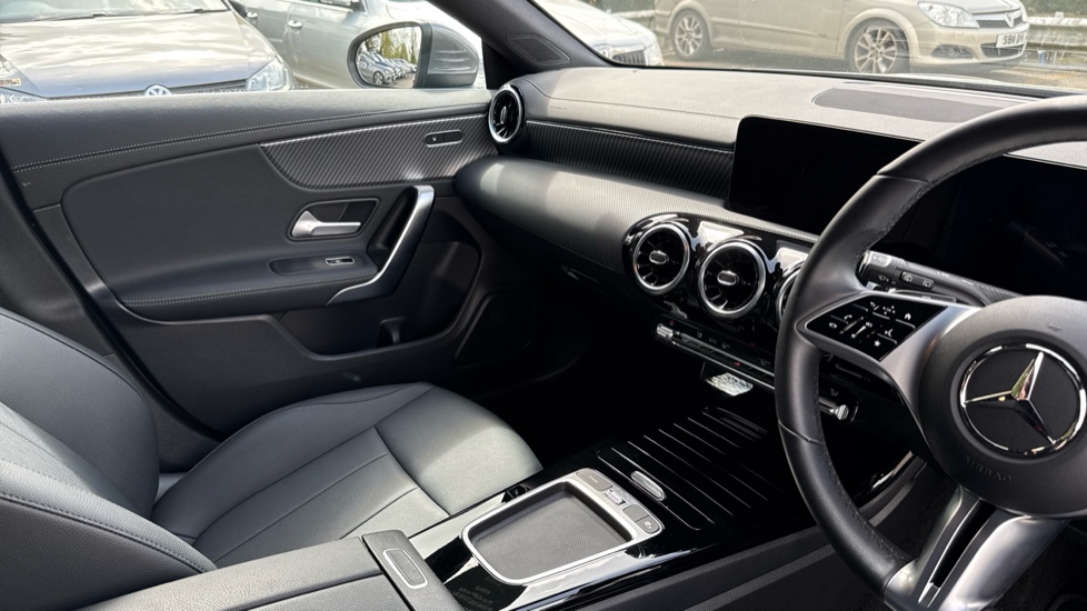Mercedes-Benz CLA 180 Sport Executive 5dr Tip Auto Petrol Estate - Image 14
