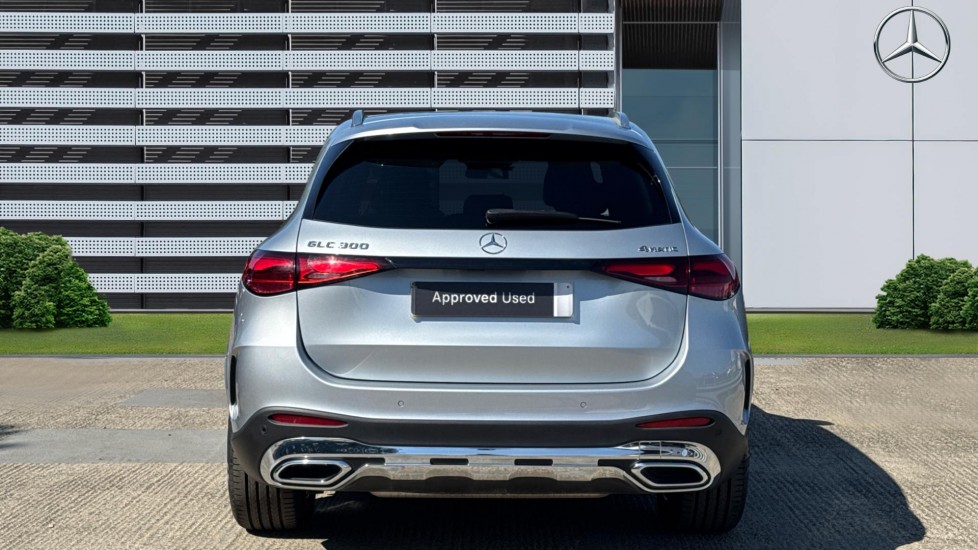 Mercedes-Benz GLC 300 4Matic AMG Line 5dr 9G-Tronic Petrol Estate - Image 6