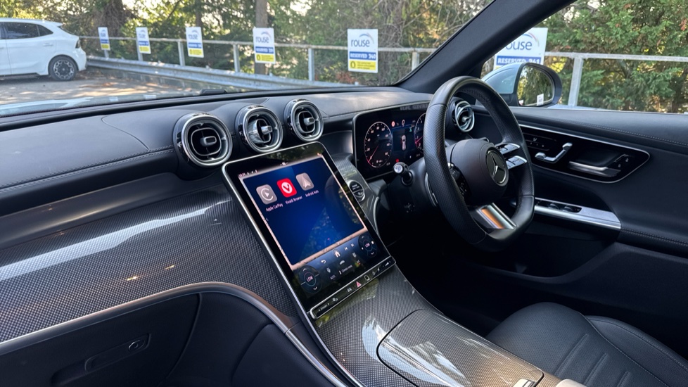 Mercedes-Benz GLC 300 4Matic AMG Line 5dr 9G-Tronic Petrol Estate - Image 9