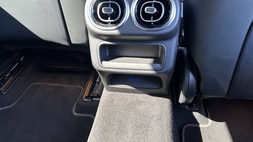 Mercedes-Benz GLC 300 4Matic AMG Line 5dr 9G-Tronic Petrol Estate - Image 30