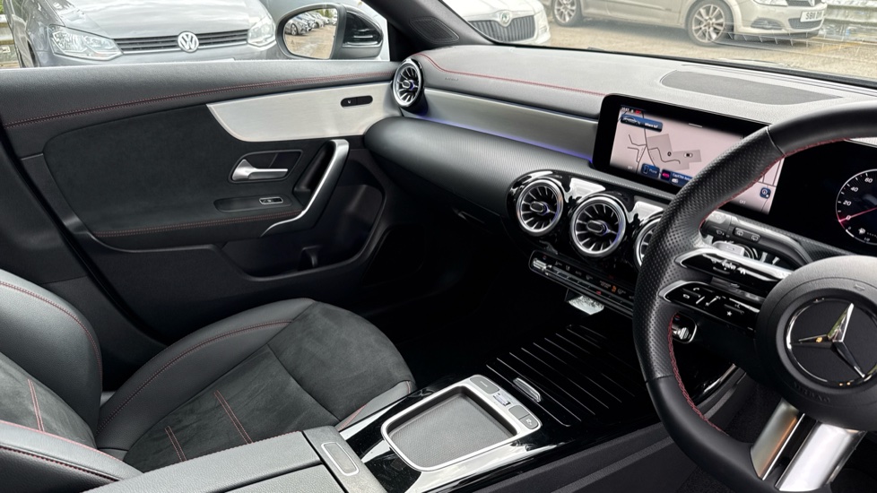 Mercedes-Benz CLA 180 AMG Line Premium 5dr Tip Auto Petrol Estate - Image 14