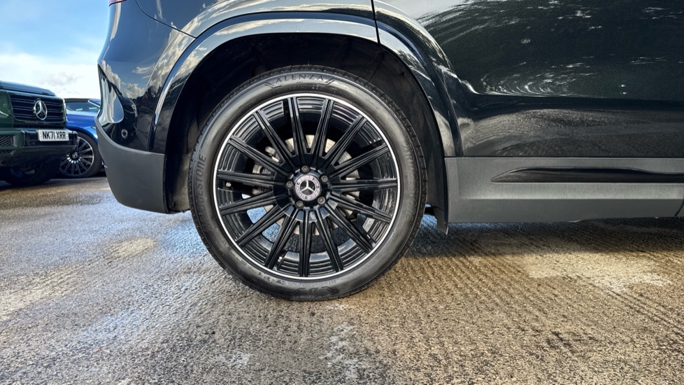 Mercedes-Benz GLA 220d 4Matic AMG Line Premium Plus 5dr Auto Diesel Hatchback - Image 7