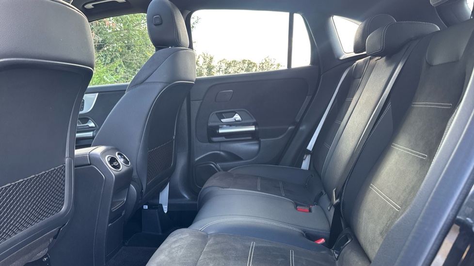 Mercedes-Benz GLA 220d 4Matic AMG Line Premium Plus 5dr Auto Diesel Hatchback - Image 16
