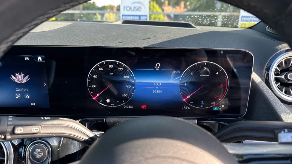 Mercedes-Benz GLA 220d 4Matic AMG Line Premium Plus 5dr Auto Diesel Hatchback - Image 18