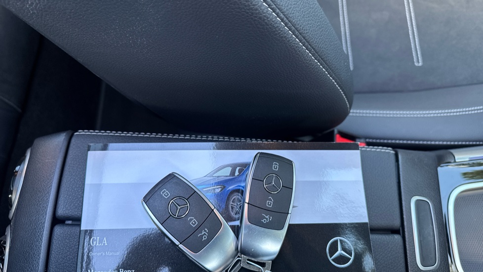 Mercedes-Benz GLA 220d 4Matic AMG Line Premium Plus 5dr Auto Diesel Hatchback - Image 19