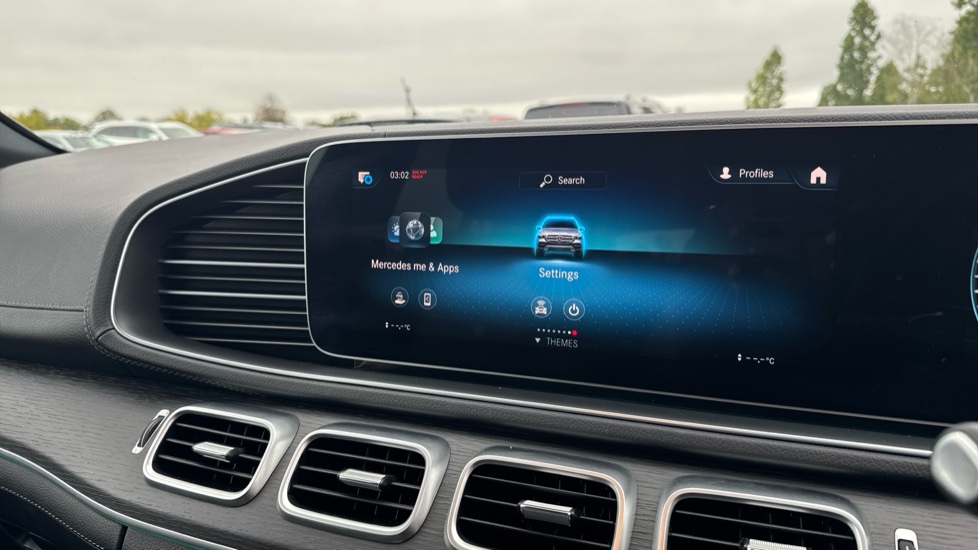 Mercedes-Benz GLE 400d 4Matic AMG Line Prem 5dr 9G-Tronic [7 St] Diesel Estate - Image 12