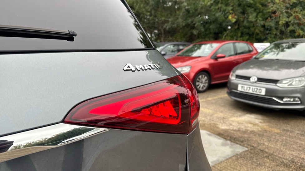 Mercedes-Benz GLE 400d 4Matic AMG Line Prem 5dr 9G-Tronic [7 St] Diesel Estate - Image 22