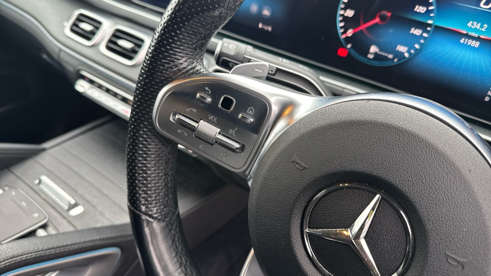 Mercedes-Benz GLE 400d 4Matic AMG Line Prem 5dr 9G-Tronic [7 St] Diesel Estate - Image 30
