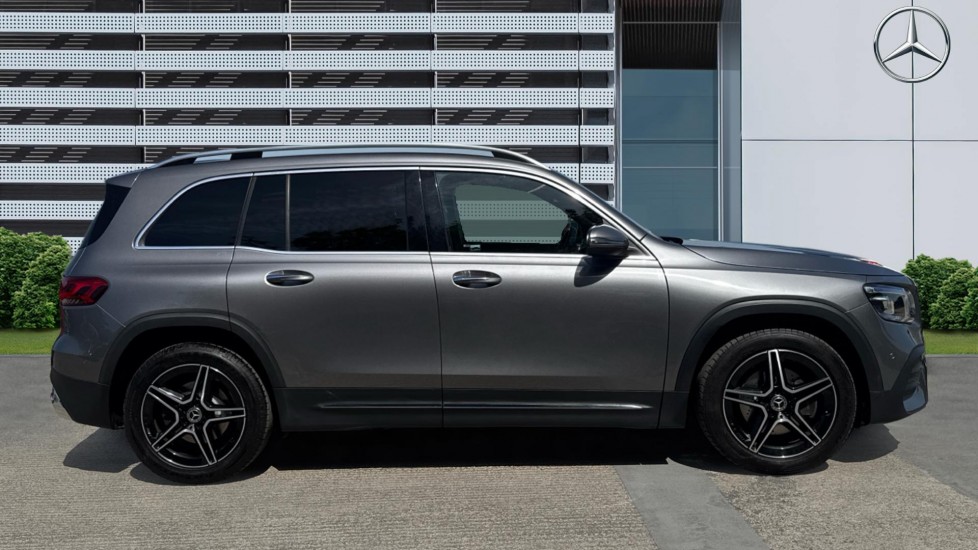 Mercedes-Benz GLB 200 AMG Line Premium 5dr 7G-Tronic Petrol Estate - Image 5