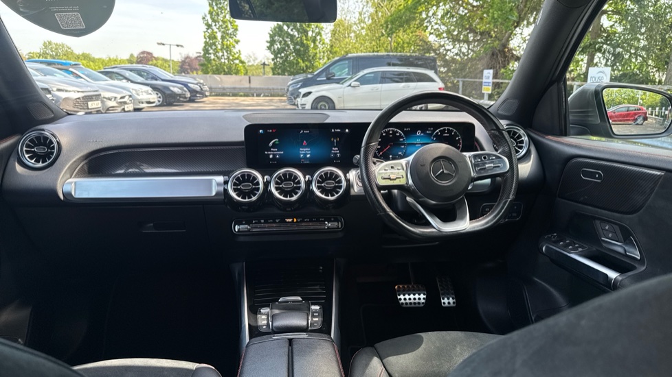 Mercedes-Benz GLB 200 AMG Line Premium 5dr 7G-Tronic Petrol Estate - Image 10