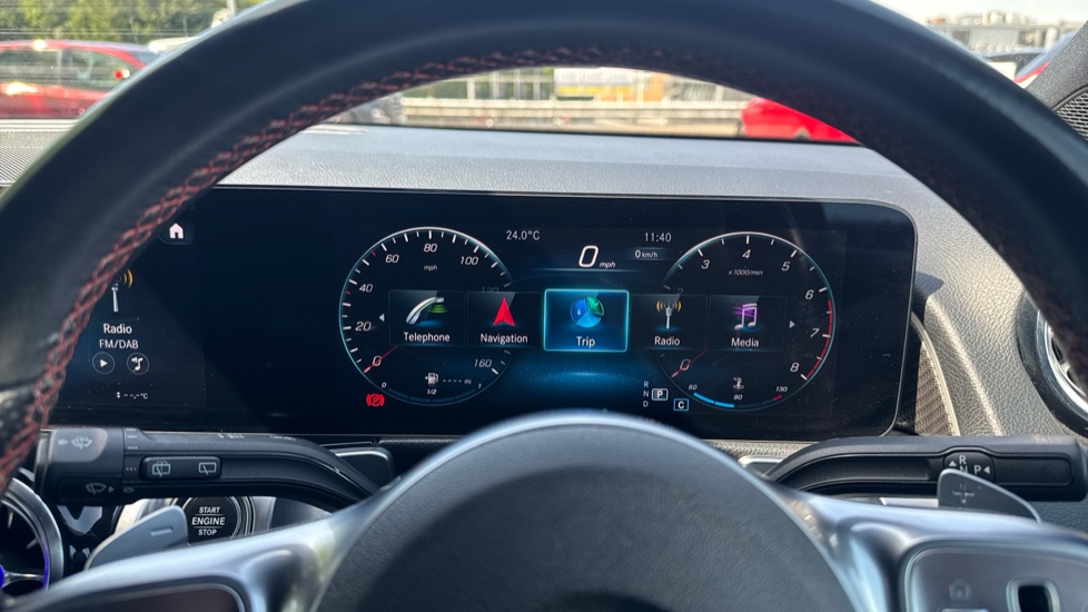 Mercedes-Benz GLB 200 AMG Line Premium 5dr 7G-Tronic Petrol Estate - Image 32