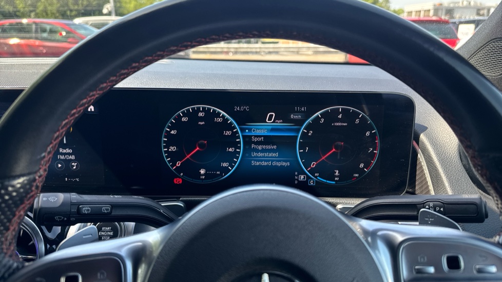 Mercedes-Benz GLB 200 AMG Line Premium 5dr 7G-Tronic Petrol Estate - Image 37