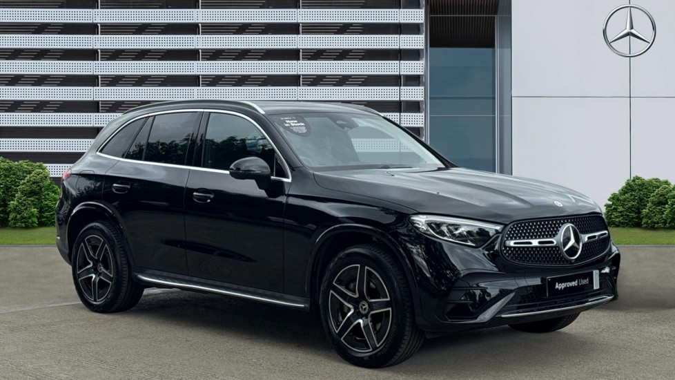 Mercedes-Benz GLC 300e 4Matic AMG Line 5dr 9G-Tronic Estate - Image 1