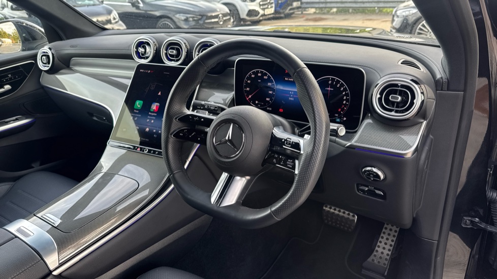 Mercedes-Benz GLC 300e 4Matic AMG Line 5dr 9G-Tronic Estate - Image 11