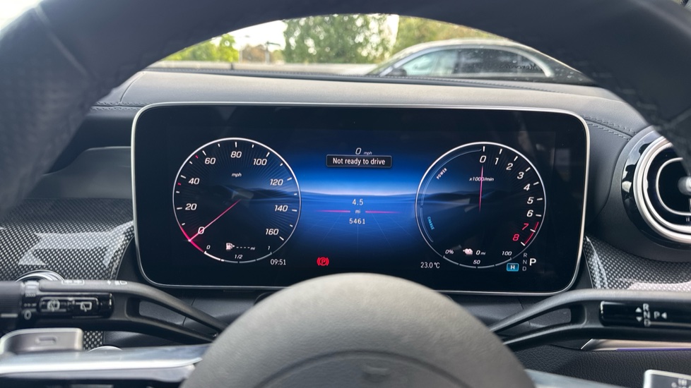 Mercedes-Benz GLC 300e 4Matic AMG Line 5dr 9G-Tronic Estate - Image 18