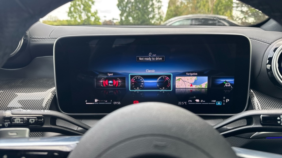 Mercedes-Benz GLC 300e 4Matic AMG Line 5dr 9G-Tronic Estate - Image 34