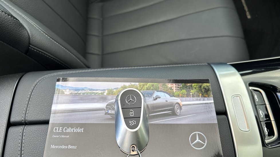 Mercedes-Benz Cle 200 AMG Line Premium 2dr 9G-Tronic Petrol Cabriolet - Image 19