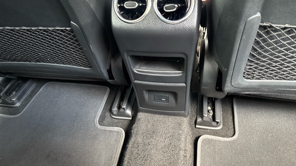 Mercedes-Benz Eqb 300 4Matic 168kW AMG Line 66.5kWh 5dr Auto Electric Estate - Image 33