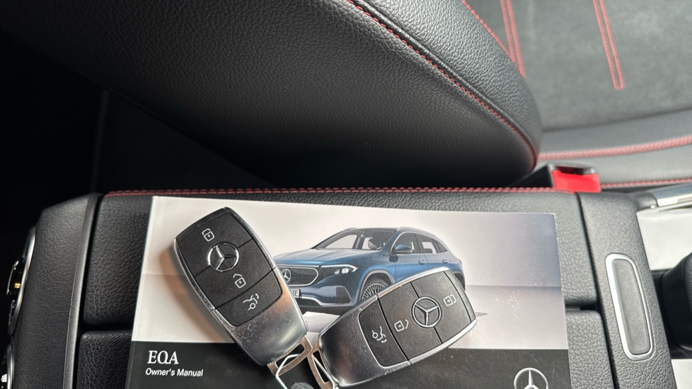Mercedes-Benz Eqa 250 140kW AMG Line 66.5kWh 5dr Auto Electric Hatchback - Image 19
