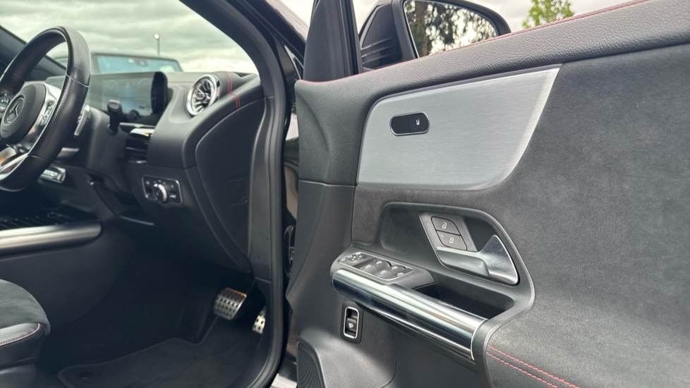 Mercedes-Benz Eqa 250 140kW AMG Line 66.5kWh 5dr Auto Electric Hatchback - Image 23