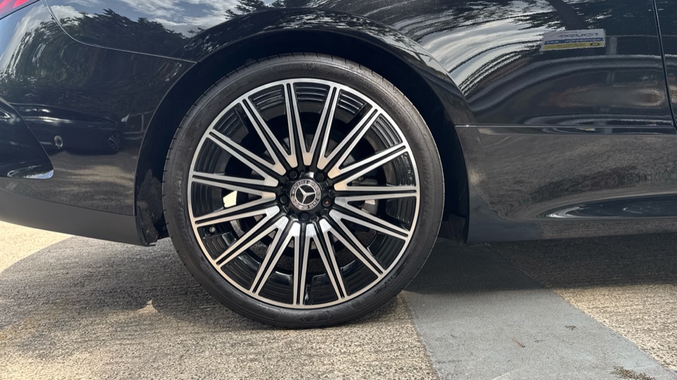 Mercedes-Benz Cle 220d AMG Line Premium Plus 2dr 9G-Tronic Diesel Coupe - Image 7