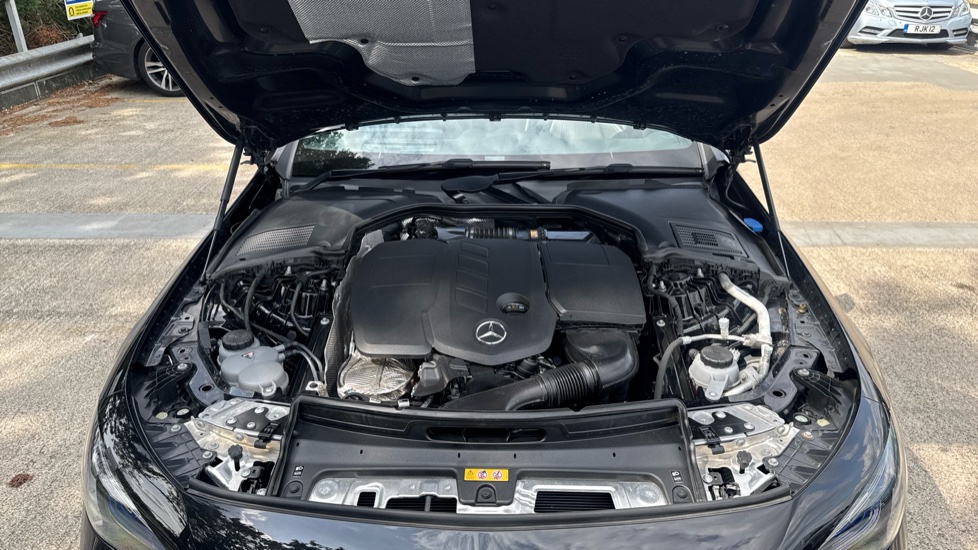 Mercedes-Benz Cle 220d AMG Line Premium Plus 2dr 9G-Tronic Diesel Coupe - Image 8