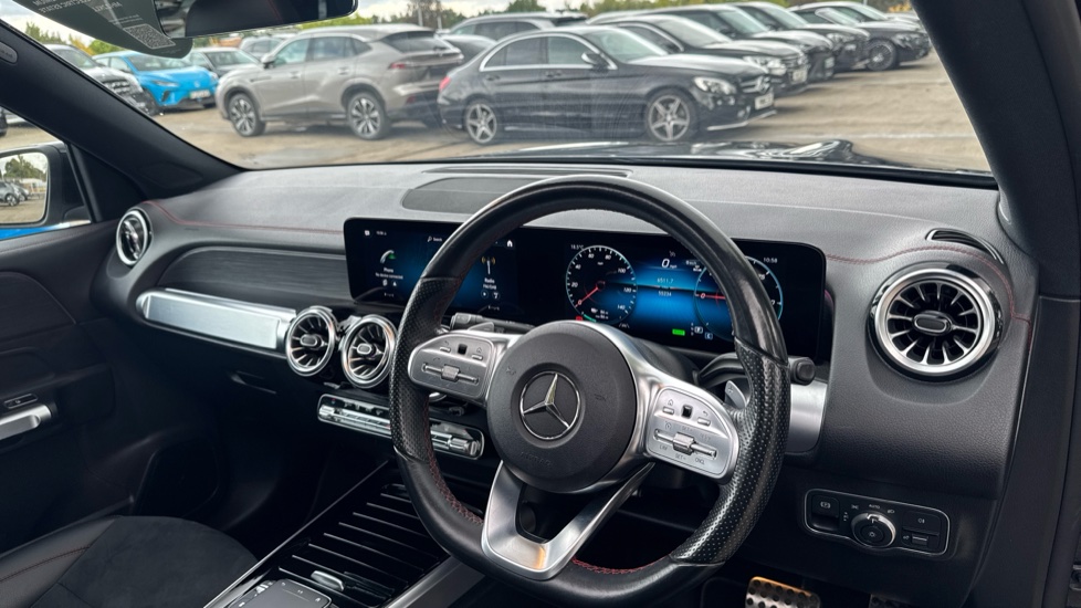 Mercedes-Benz Eqb 350 4M 215kW AMG Line Premium 66.5kWh 5dr Auto Electric Estate - Image 11