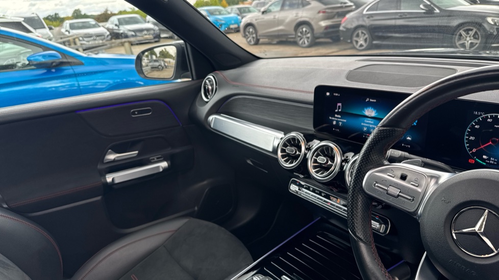 Mercedes-Benz Eqb 350 4M 215kW AMG Line Premium 66.5kWh 5dr Auto Electric Estate - Image 14