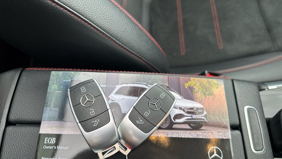 Mercedes-Benz Eqb 350 4M 215kW AMG Line Premium 66.5kWh 5dr Auto Electric Estate - Image 19