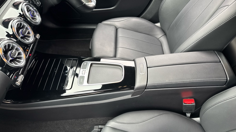Mercedes-Benz A-Class A180 Sport Executive 5dr Auto Petrol Hatchback - Image 13