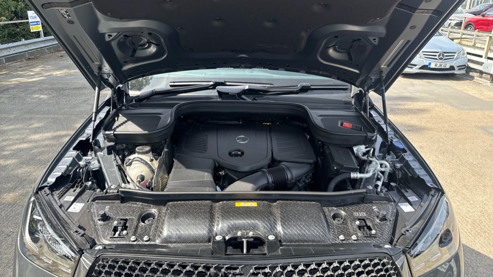 Mercedes-Benz GLE 400e 4Matic AMG Line Premium + 5dr 9G-Tronic Estate - Image 8