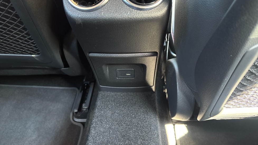 Mercedes-Benz A-Class A200 AMG Line Executive 5dr Auto Petrol Hatchback - Image 27