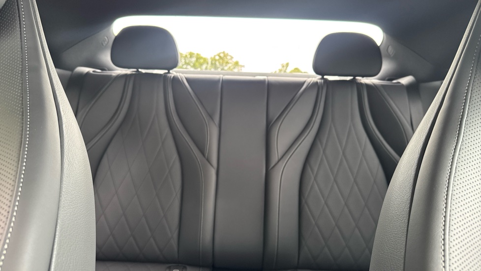 Mercedes-Benz Cle 300e Premier Edition 2dr 9G-Tronic Coupe - Image 15