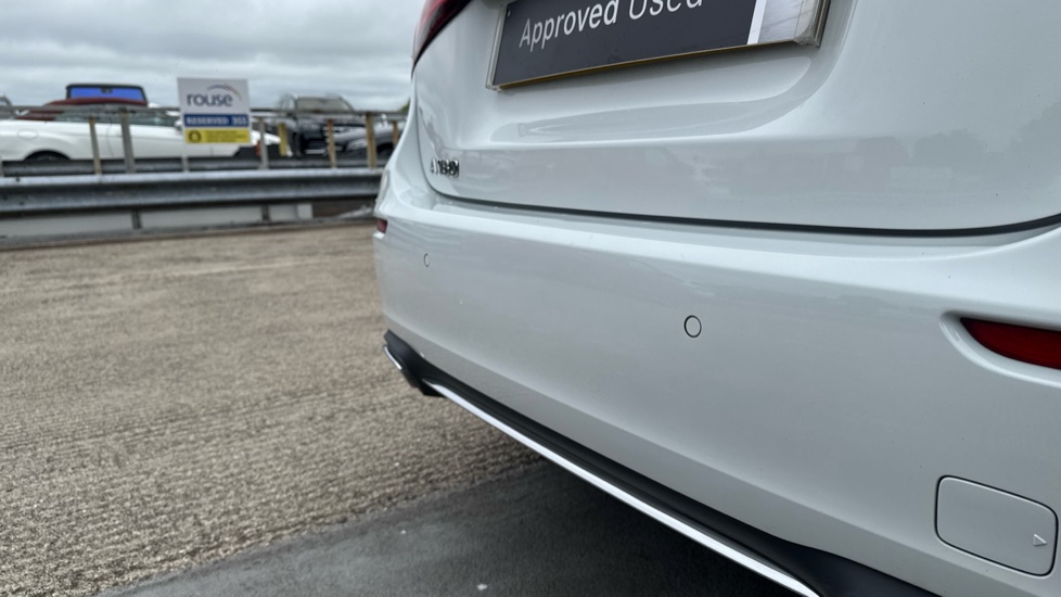 Mercedes-Benz A-Class A180 Sport Executive 5dr Auto Petrol Hatchback - Image 22