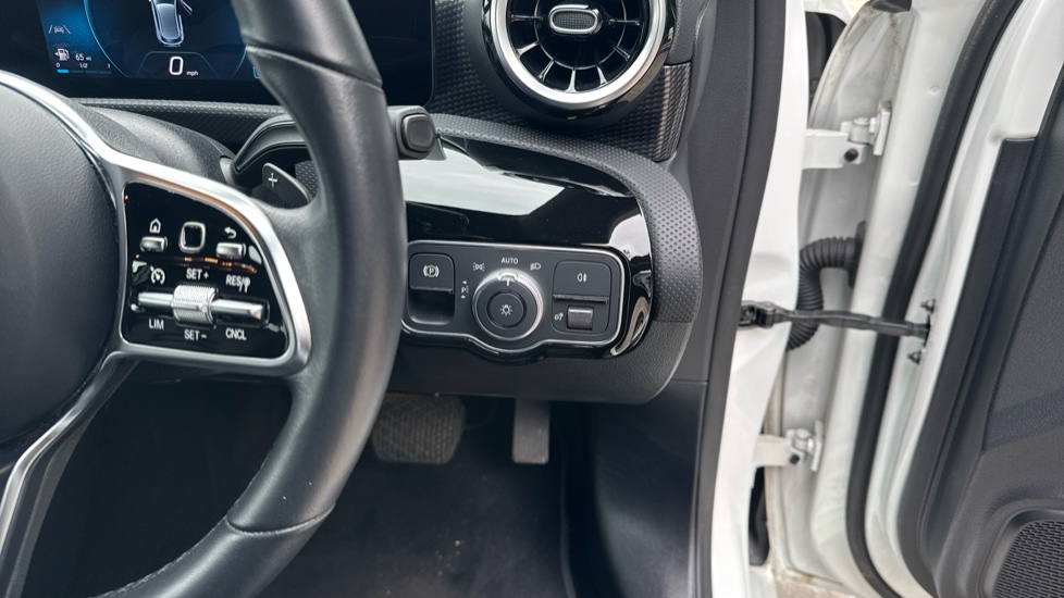 Mercedes-Benz A-Class A180 Sport Executive 5dr Auto Petrol Hatchback - Image 24