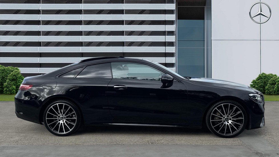 Mercedes-Benz E-Class E300 AMG Line Night Ed Premium Plus 2dr 9G-Tronic Petrol Coupe - Image 5